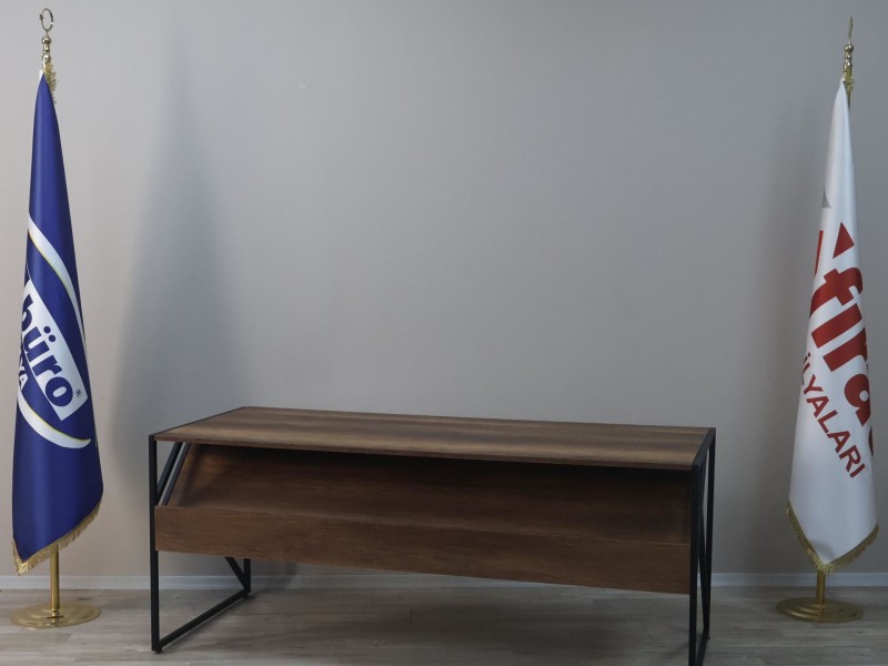 Akburo İnci Ofis Masası